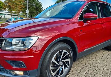 VW Tiguan 97.864 km 21.990 &euro; Remscheid 42855