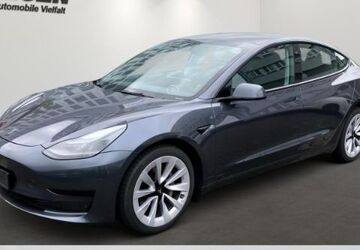 Tesla Model 3 62.594 km 28.950 &euro; Neuss 41464