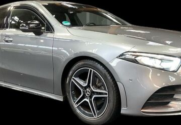 Mercedes-Benz A 180 59.863 km 26.999 &euro; Düsseldorf 40625