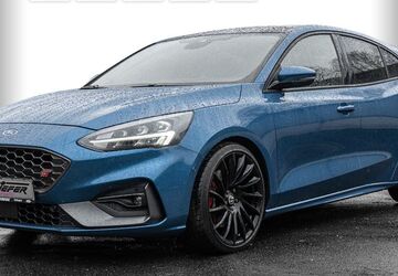 Ford Focus 39.595 km 27.890 &euro; Solingen 42697