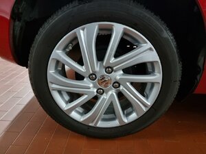 Suzuki Swift Comfort 4x4 Allgrip Klima Alu Android Apple 18.394 km 16.970 &euro; HAAN 42781