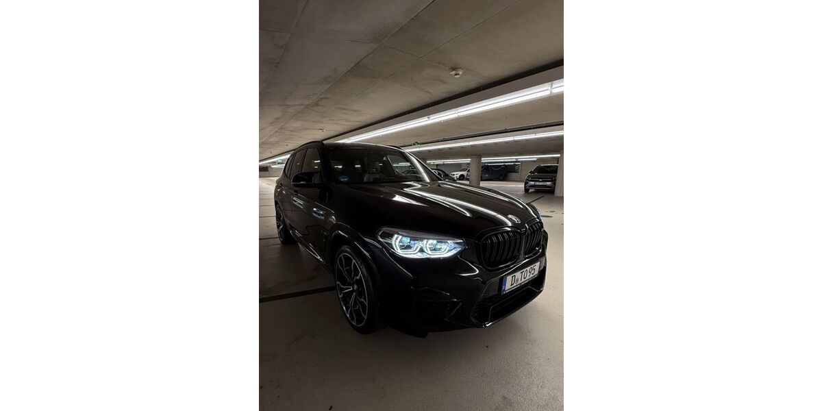 BMW X3 M 75.000 km 50.999 &euro; Düsseldorf 40468