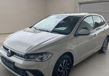VW Polo 5.363 km 22.990 &euro; Neuss 41460