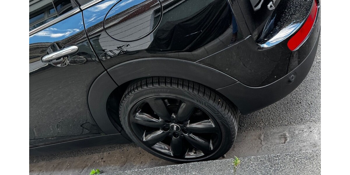 Mini Clubman 101.409 km 12.800 &euro; Köln 50667