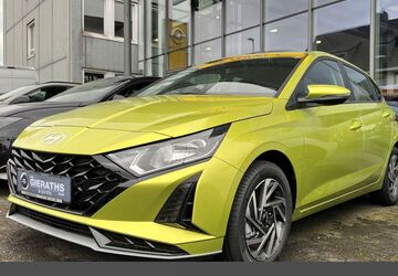 Hyundai i20 11.846 km 16.490 &euro; Bergisch Gladbach 51469