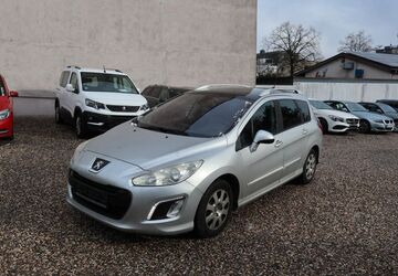 Peugeot 308 204.069 km 2.990 &euro; Solingen 42653