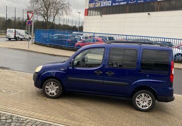 Fiat Doblo 165.547 km 5.499 &euro; Düsseldorf 40599