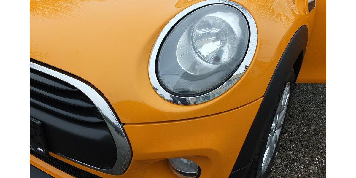 Mini One D KLIMAAUTOMATIK PDC SITZHEIZUNG WINTERREIFEN 122.875 km 8.904 &euro; Köln 50858