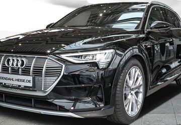 Audi e-tron 13.900 km 34.850 &euro; Köln 50739