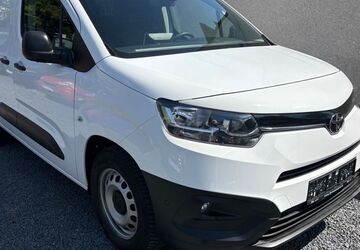 Toyota Proace City 57.100 km 14.900 &euro; Bergisch Gladbach 51469