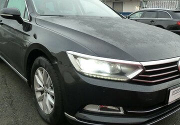 VW Passat 2.0 TDI Highline DSG STH Navi kl. Mängel 110.000 km 15.900 &euro; Ratingen 40885