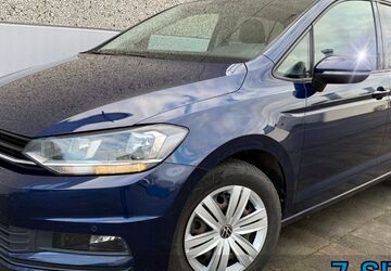 VW Touran 146.000 km 17.999 &euro; Köln 50739
