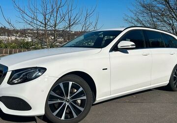 Mercedes-Benz E 300 224.509 km 17.900 &euro; Wuppertal 42117