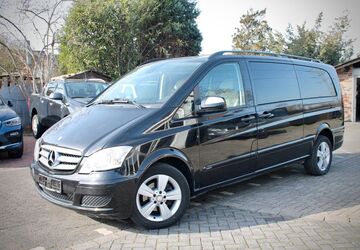 Mercedes-Benz Viano 187.000 km 18.900 &euro; Köln 51145