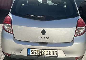 Renault Clio 134.363 km 3.333 &euro; Solingen, Klingenstadt 42653