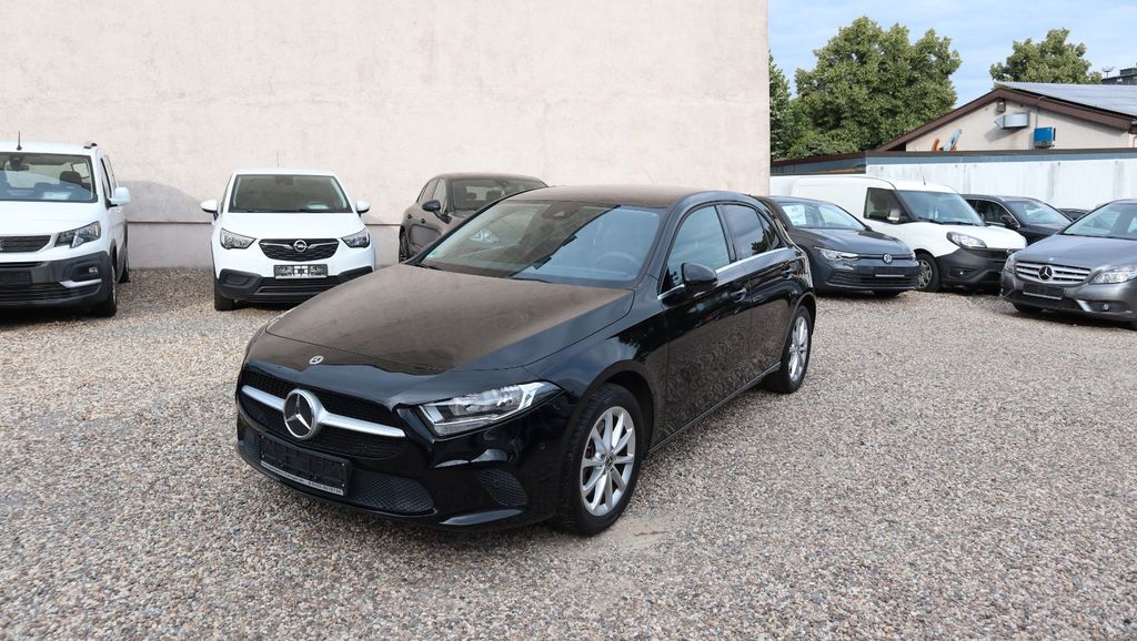 Mercedes-Benz A 250 54.810 km 21.950 &euro; Solingen 42653