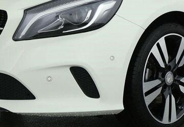 Mercedes-Benz A 180 57.411 km 16.799 &euro; Düsseldorf 40221