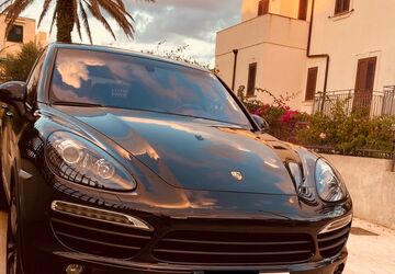Porsche Cayenne 157.000 km 35.958 &euro; Köln 50769
