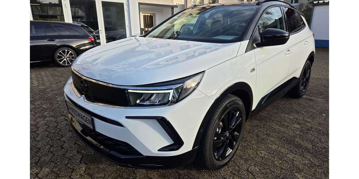 Opel Grandland X 5.200 km 23.990 &euro; Erkrath 40699
