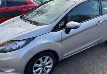 Ford Fiesta 80.000 km 4.750 &euro; Neuss 41462