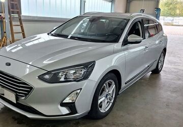 Ford Focus 97.000 km 10.999 &euro; Köln 51067