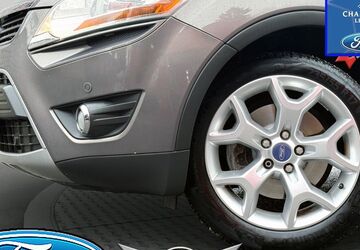 Ford Kuga 179.854 km 6.990 &euro; Düsseldorf 40625