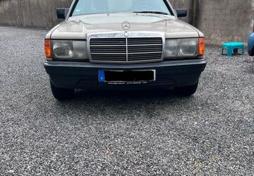Mercedes-Benz 190 176.000 km 1.850 &euro; Wuppertal 42117