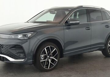 VW Tiguan 15.100 km 48.784 &euro; Düsseldorf 40233