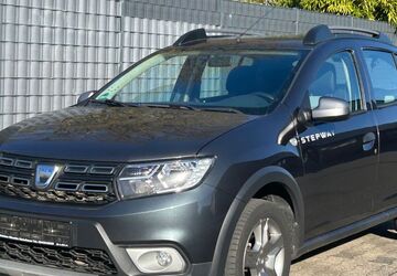 Dacia Sandero 59.500 km 8.750 &euro; Solingen 42655