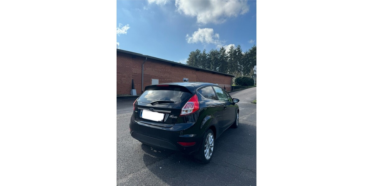 Ford Fiesta 58.000 km 9.499 &euro; Köln 50667