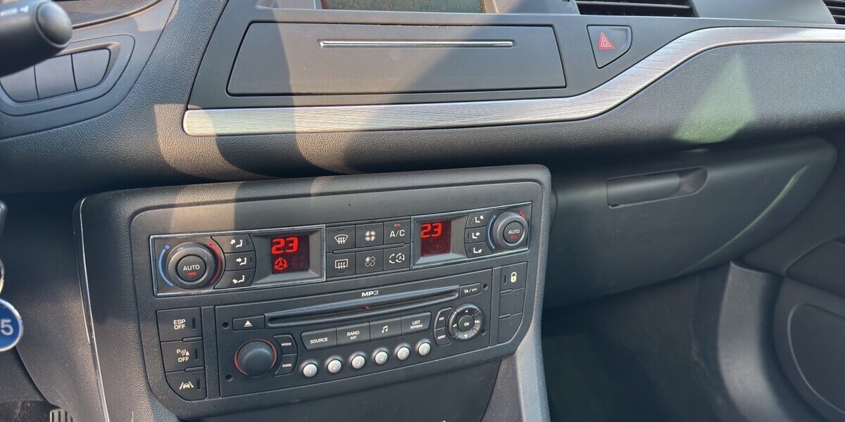 Citroen C5 2,0 HDI 140 Exclusive Leder Xenon Pano 1.Hd 314.065 km 2.500 &euro; Wuppertal 42327