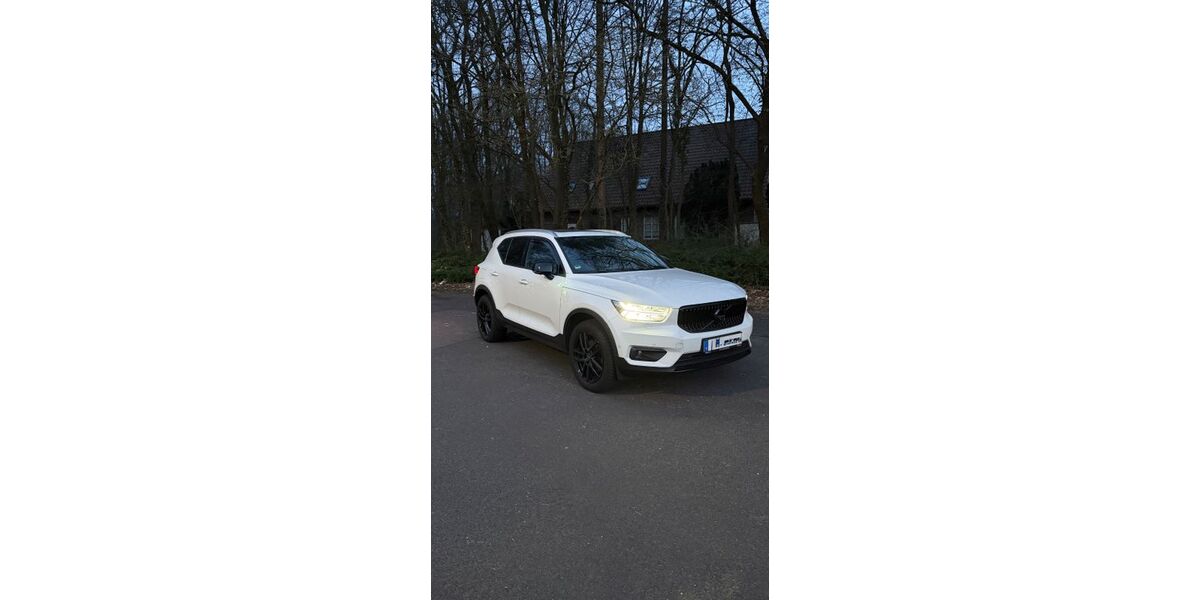 Volvo XC40 62.500 km 30.999 &euro; Neuss 41466