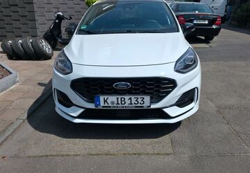 Ford Fiesta 33.000 km 16.900 &euro; Köln 50765