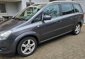 Opel Zafira 204.000 km 3.500 &euro; Velbert 42553