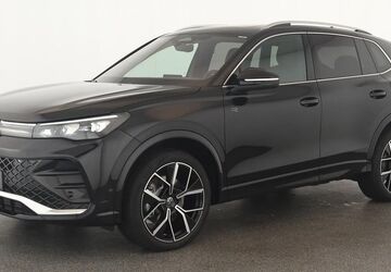 VW Tiguan 19.200 km 48.184 &euro; Düsseldorf 40233