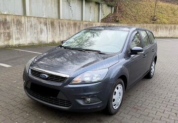 Ford Focus 111.000 km 2.590 &euro; Remscheid 42853