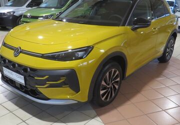 VW T-Roc 5.300 km 42.945 &euro; Neuss 41469