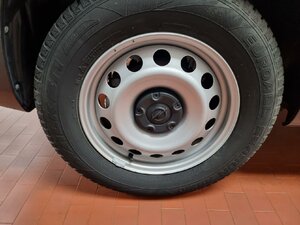 Opel Combo - e Edition PDC vo.&hi. Holzausbau verglaste 20.076 km 17.980 &euro; HAAN 42781