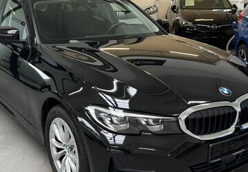 BMW 318 125.418 km 22.950 &euro; Remscheid 42859