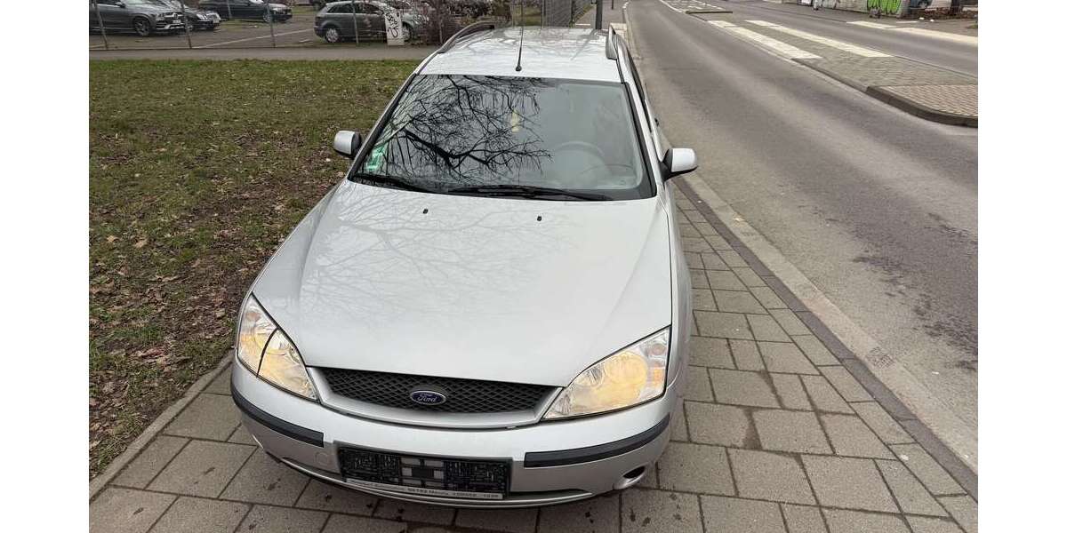 Ford Mondeo 109.000 km 2.899 &euro; Köln 51103