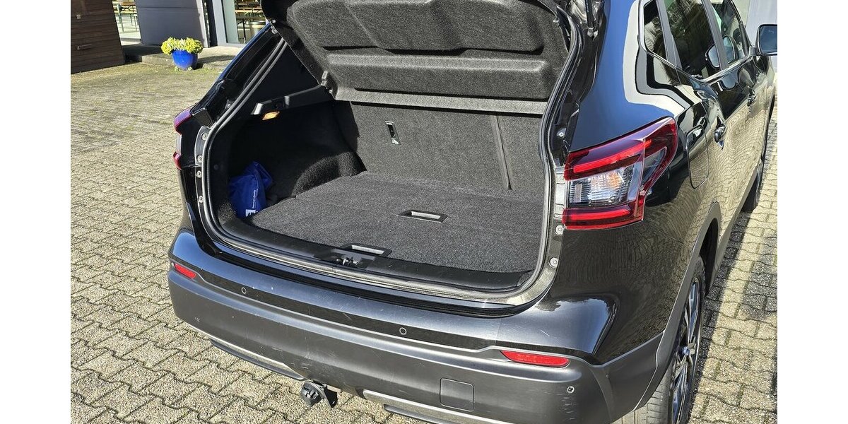 Nissan Qashqai N-Connecta Automatik|AHK|Winterpaket|LED 79.663 km 17.795 &euro; Wermelskirchen 42929