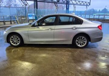 BMW 320 69.500 km 14.790 &euro; Düsseldorf 40233