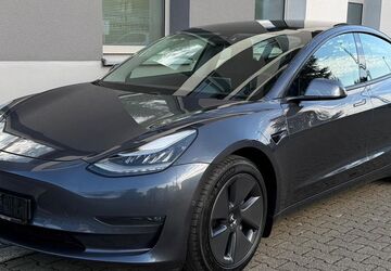 Tesla Model 3 114.000 km 23.990 &euro; Hilden 40721
