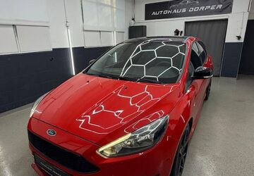 Ford Focus 91.679 km 9.850 &euro; Solingen 42651