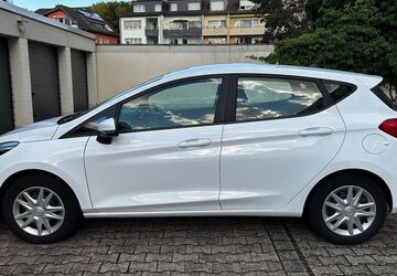 Ford Fiesta 97.000 km 5.800 &euro; Leverkusen 51381