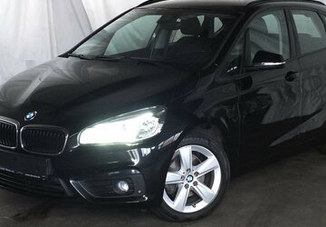 BMW 218 Active Tourer ADVANTAGE NAVI PARKASISSTENT SHZ 124.575 km 10.900 &euro; Köln 50858