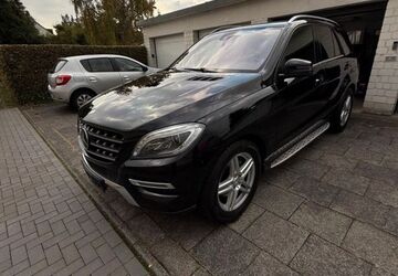 Mercedes-Benz ML 250 286.000 km 13.999 &euro; Leverkusen 51381