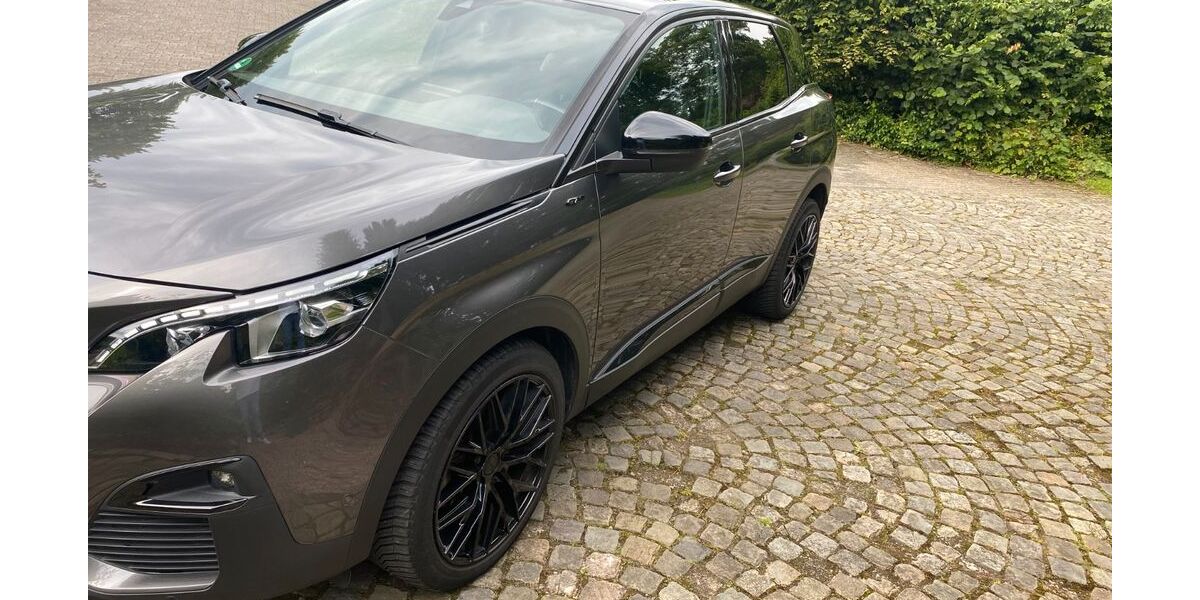 Peugeot 3008 89.640 km 18.700 &euro; Solingen 42651