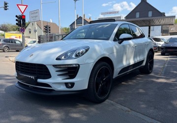 Porsche Macan 142.700 km 33.900 &euro; Solingen 42697