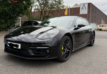 Porsche Panamera 88.700 km 64.900 &euro; Düsseldorf 40476